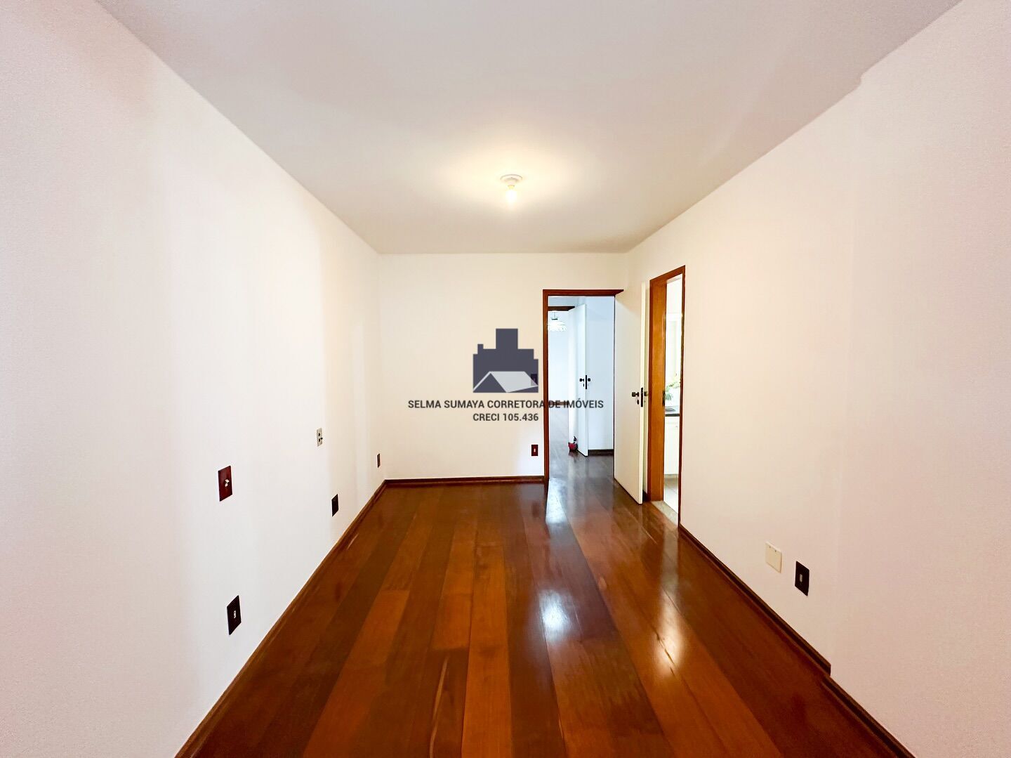 Apartamento com 4 quartos à venda, 200m² — foto 11 de 19