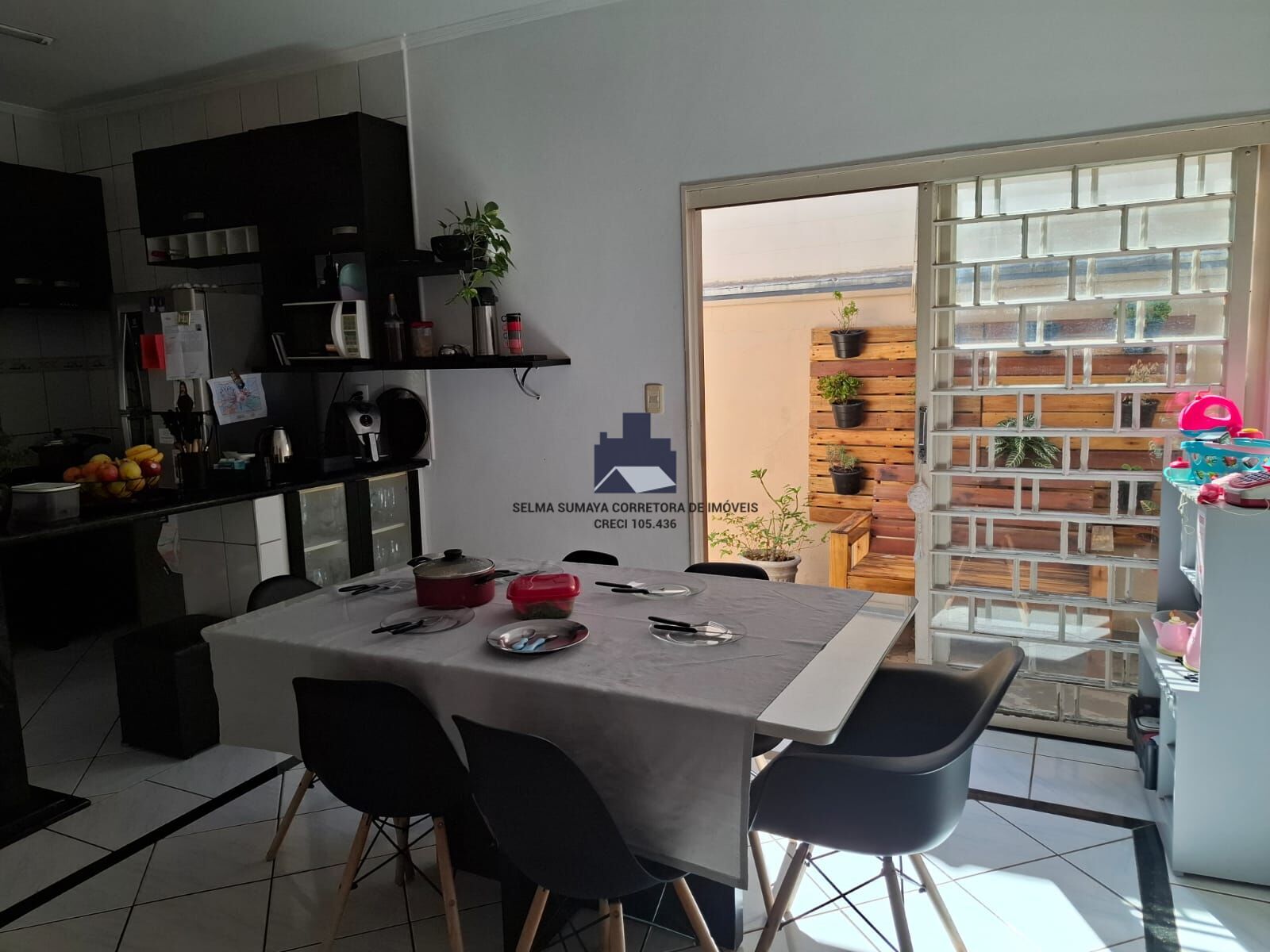 Casa com 3 quartos à venda, 200m² — foto 20 de 25