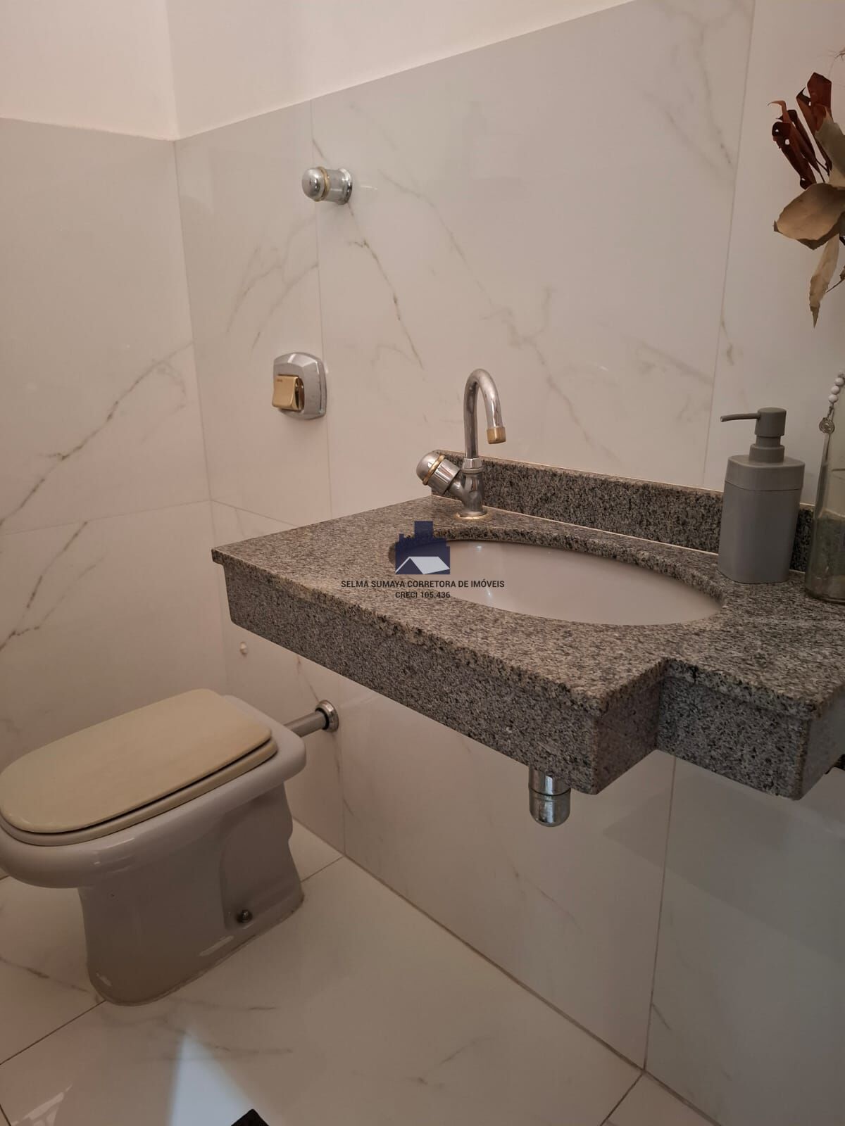 Casa com 3 quartos à venda, 200m² — foto 8 de 25