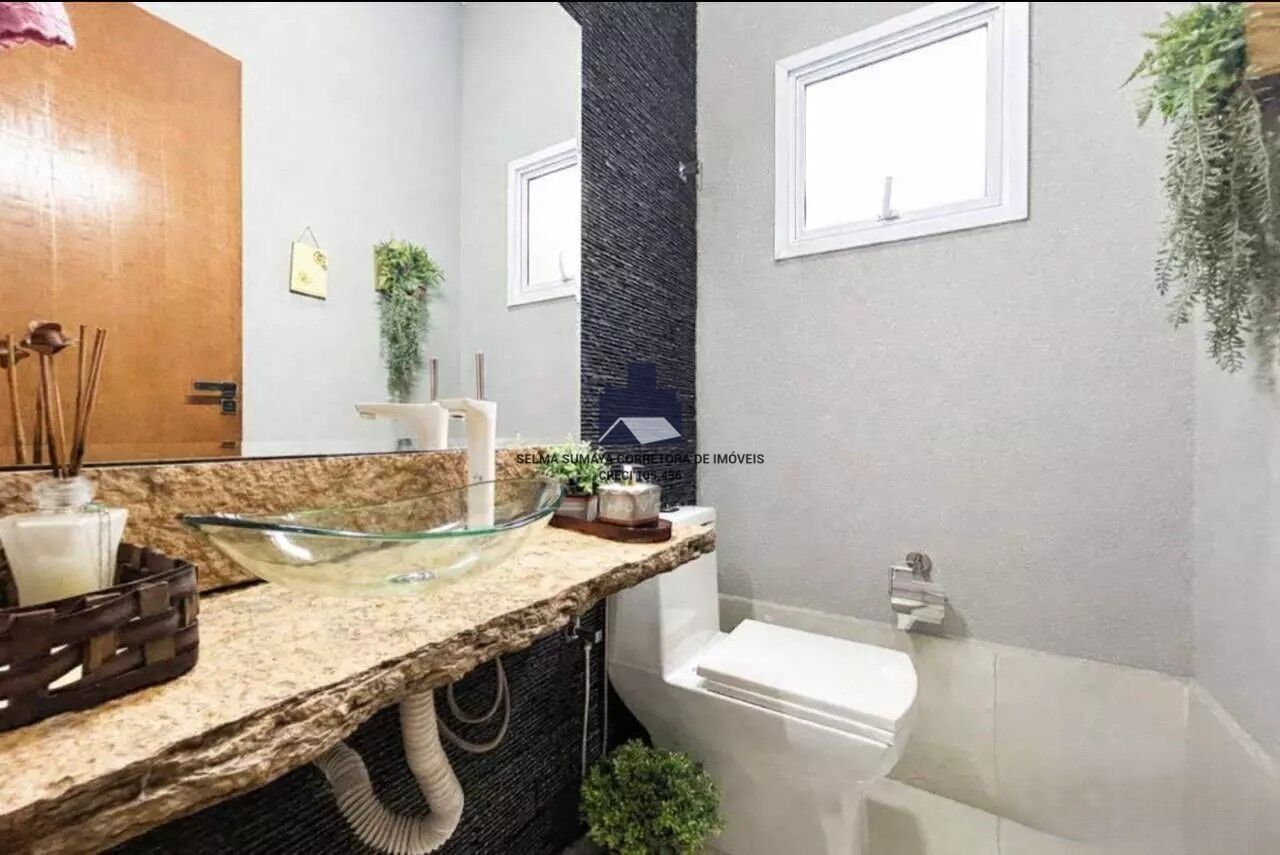 Casa de Condomínio com 3 quartos à venda, 200m² — foto 18 de 21