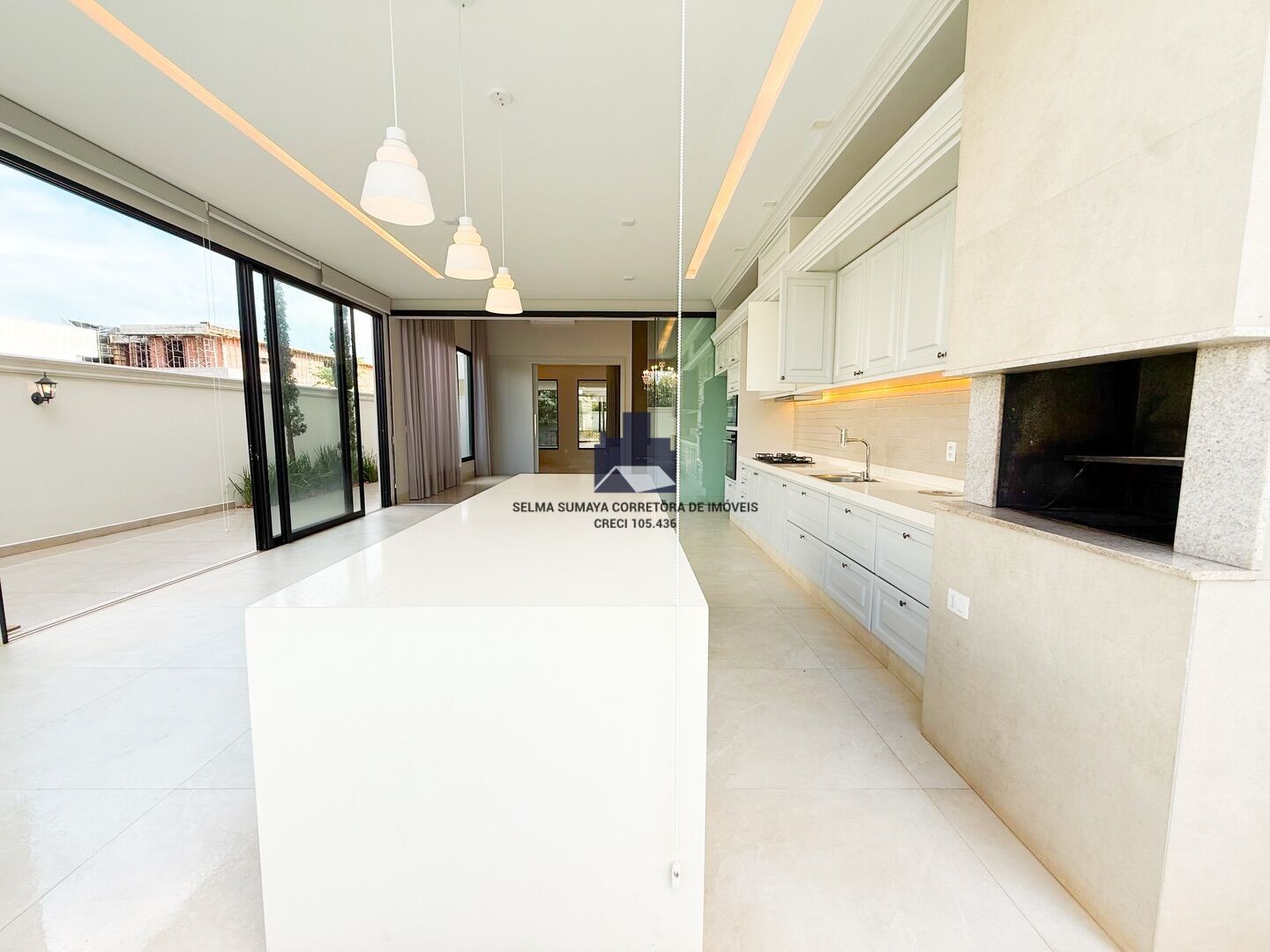 Casa de Condomínio com 3 quartos à venda, 250m² — foto 12 de 20