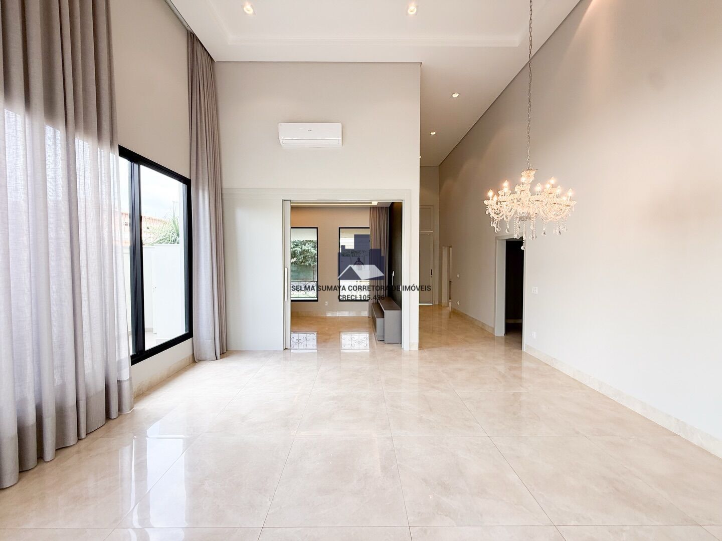 Casa de Condomínio com 3 quartos à venda, 250m² — foto 13 de 20