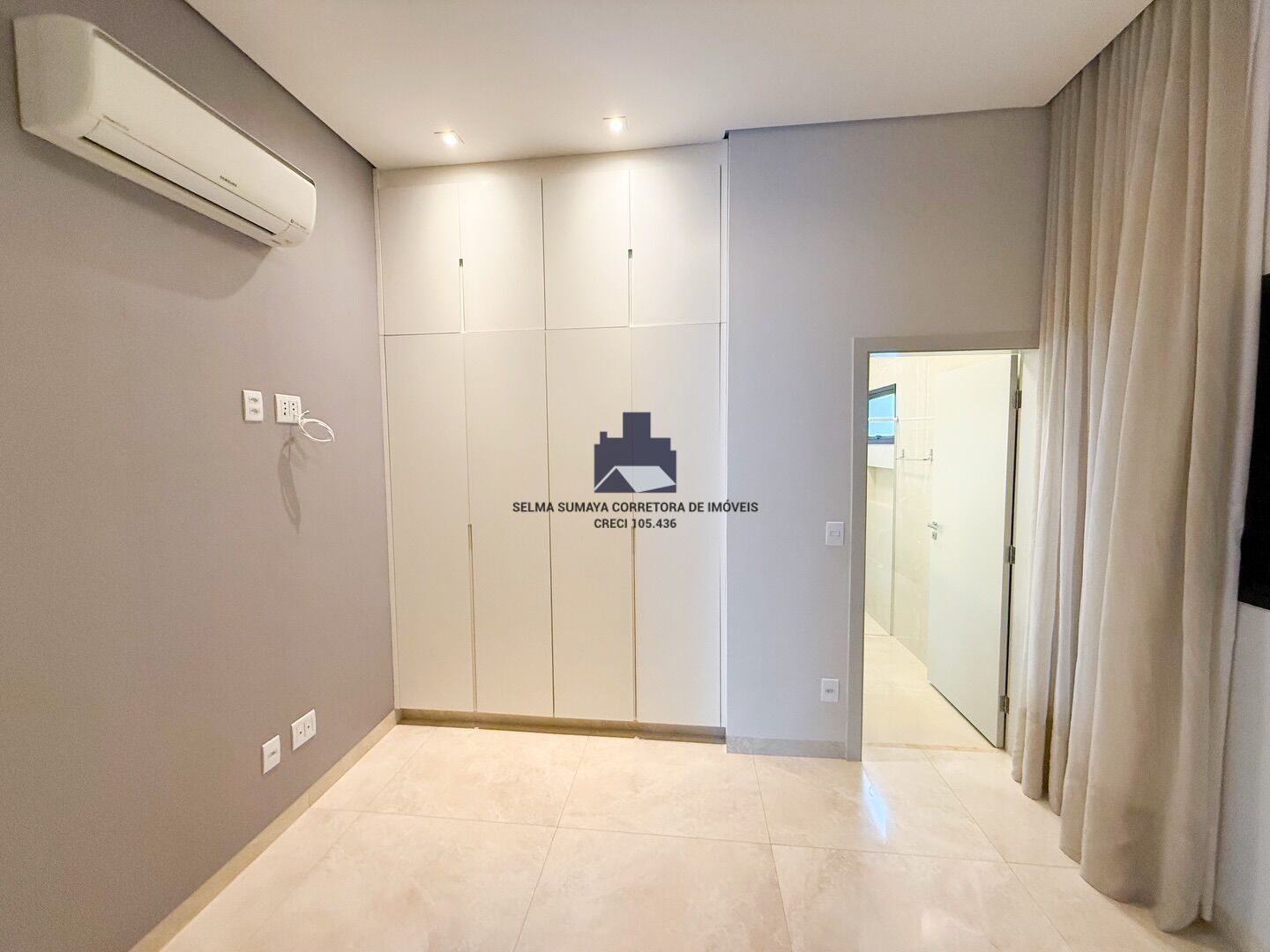 Casa de Condomínio com 3 quartos à venda, 250m² — foto 6 de 20