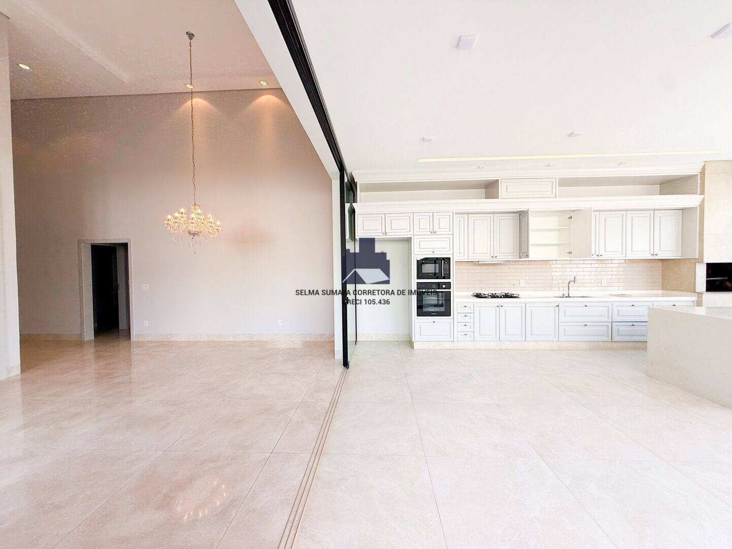 Casa de Condomínio com 3 quartos à venda, 250m² — foto 4 de 20