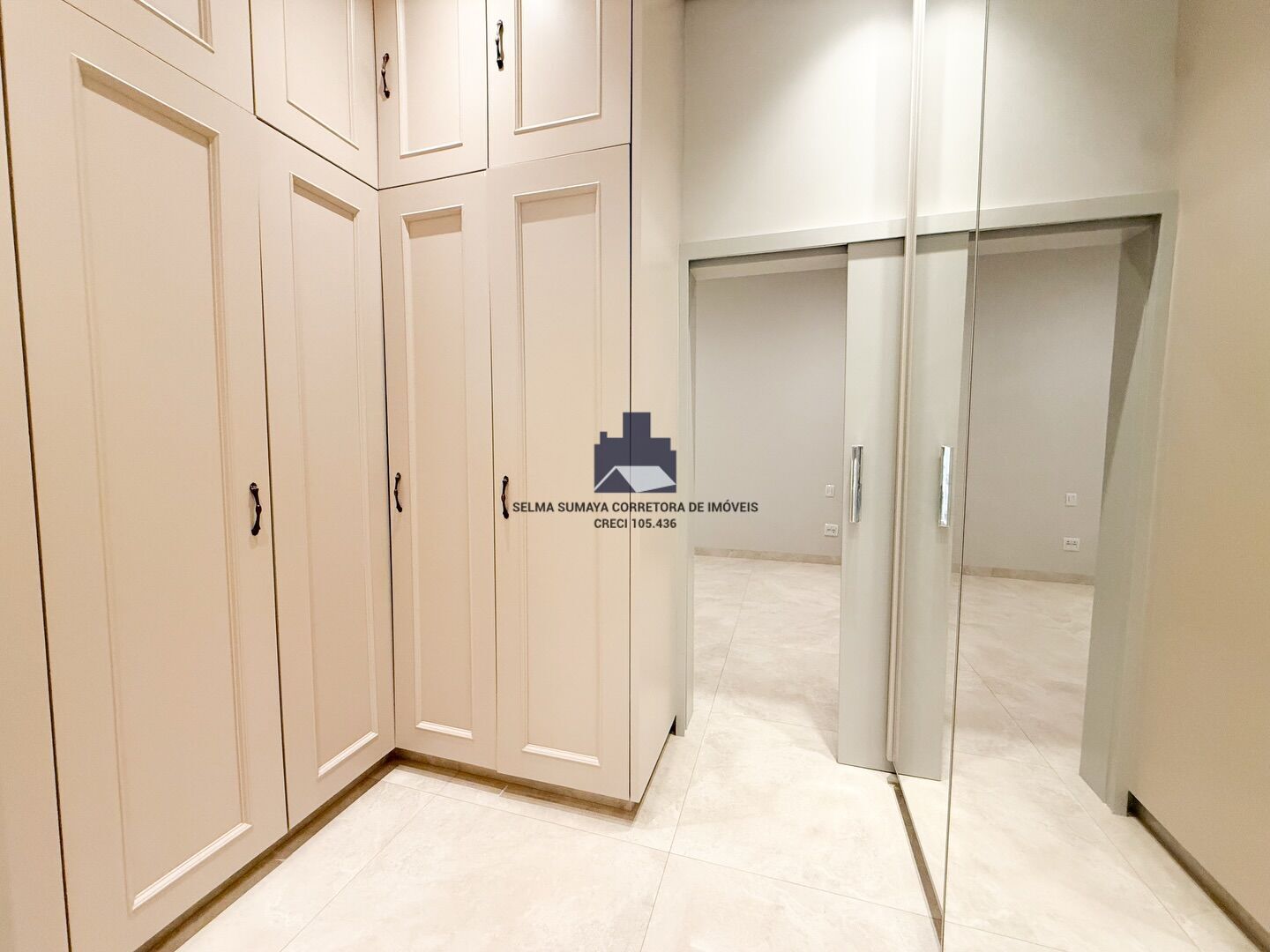 Casa de Condomínio com 3 quartos à venda, 250m² — foto 9 de 20