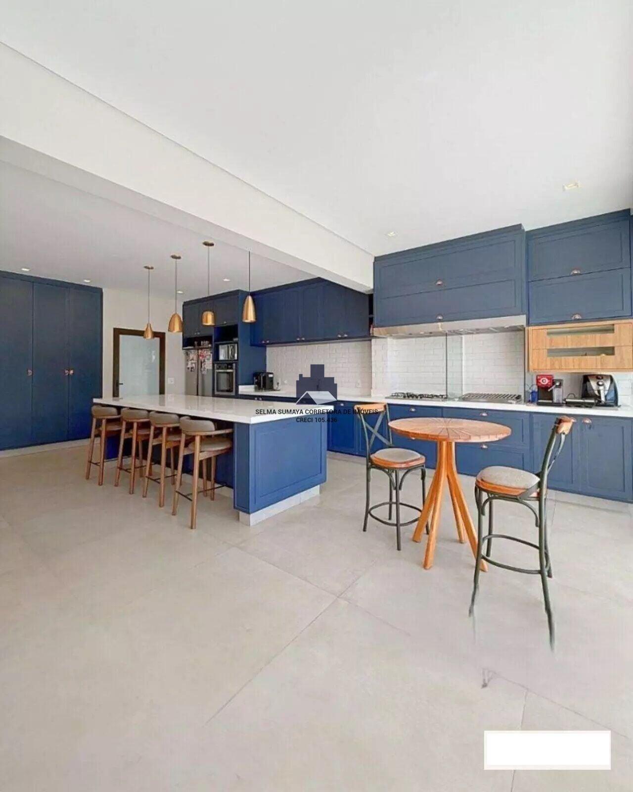 Casa de Condomínio com 4 quartos à venda, 335m² — foto 4 de 25