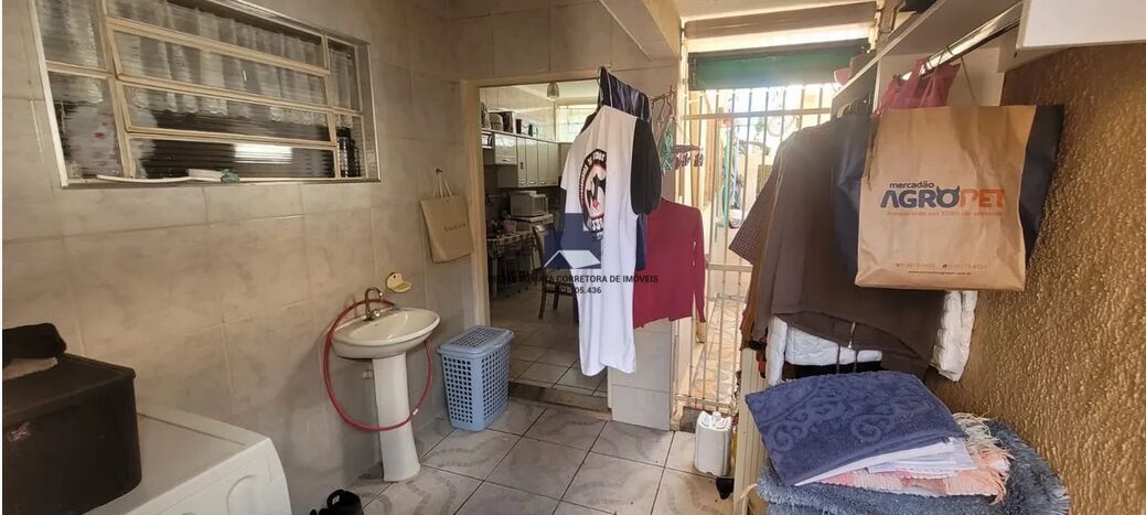 Casa com 5 quartos à venda, 290m² — foto 19 de 20