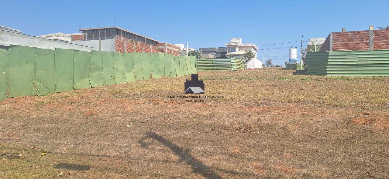 Terreno / Lote / Condomínio à venda, 303m² — foto 9 de 18