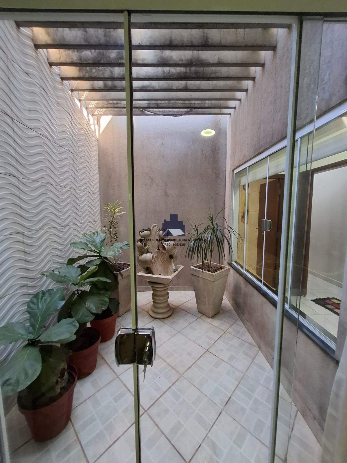 Casa com 3 quartos à venda, 250m² — foto 18 de 40