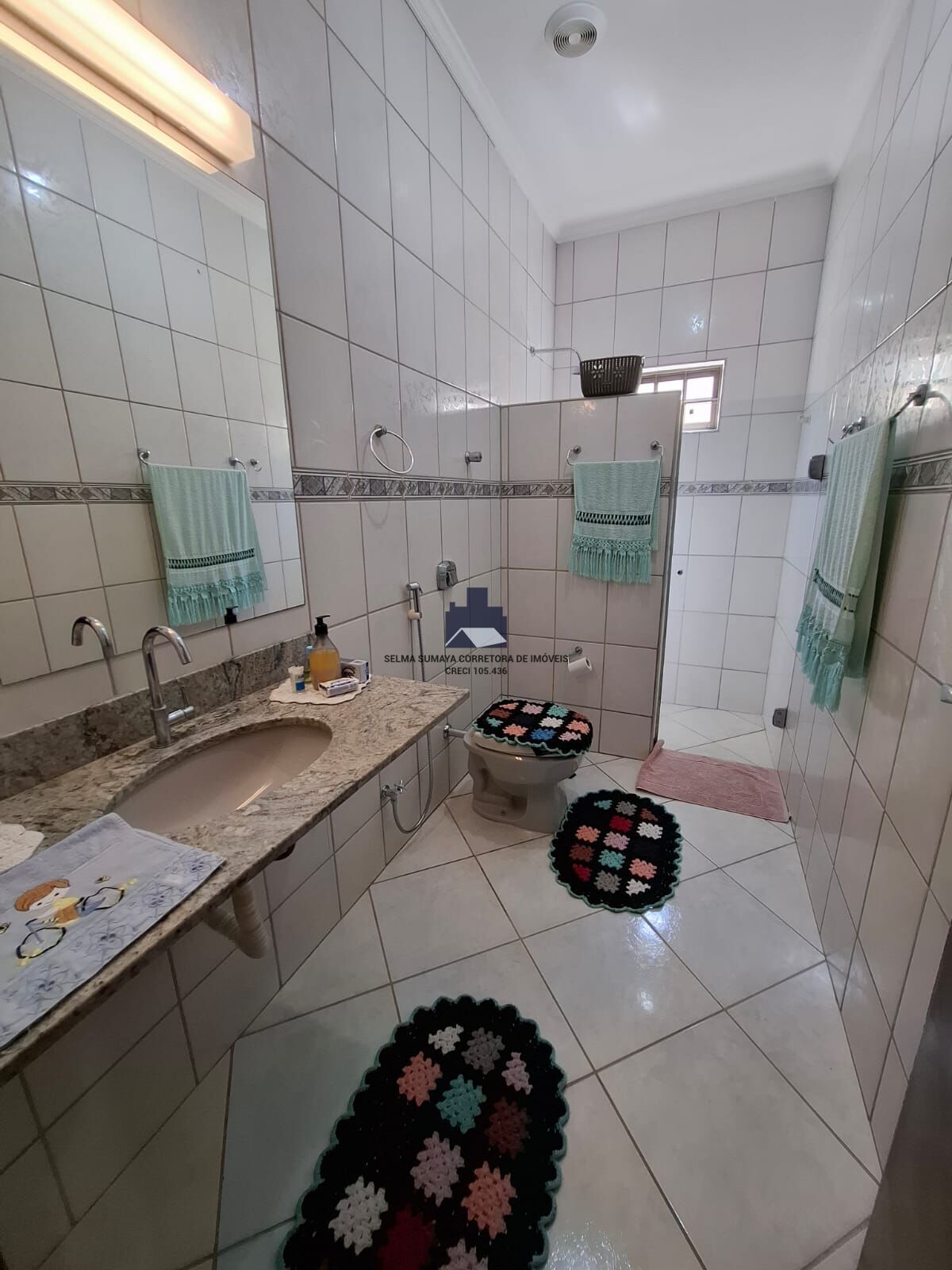 Casa com 3 quartos à venda, 250m² — foto 22 de 40
