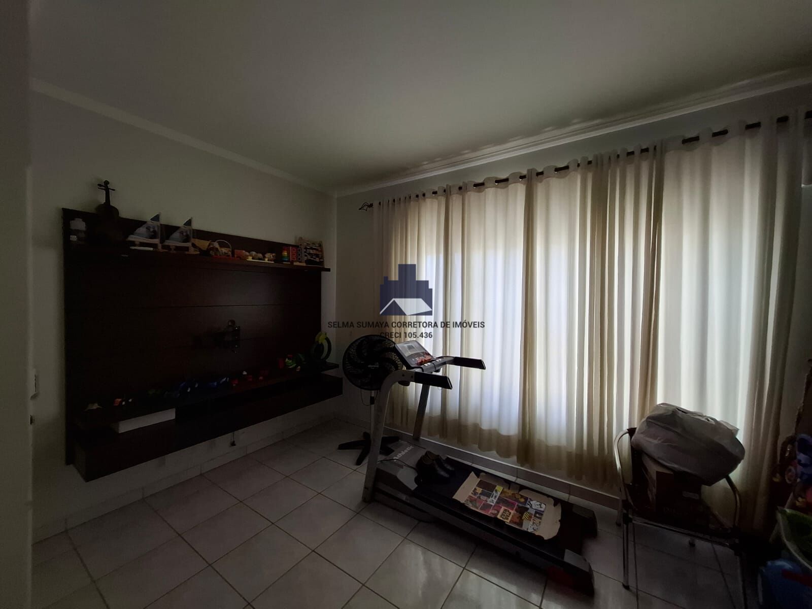 Casa com 3 quartos à venda, 250m² — foto 14 de 40