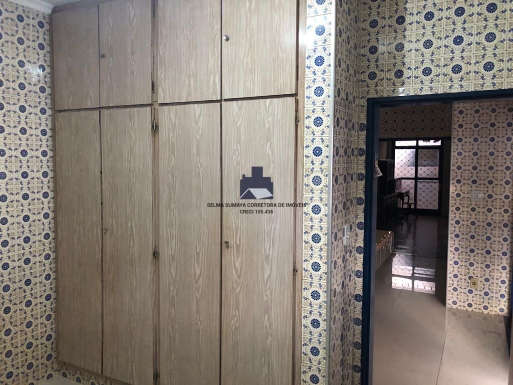 Casa com 3 quartos à venda, 220m² — foto 4 de 19
