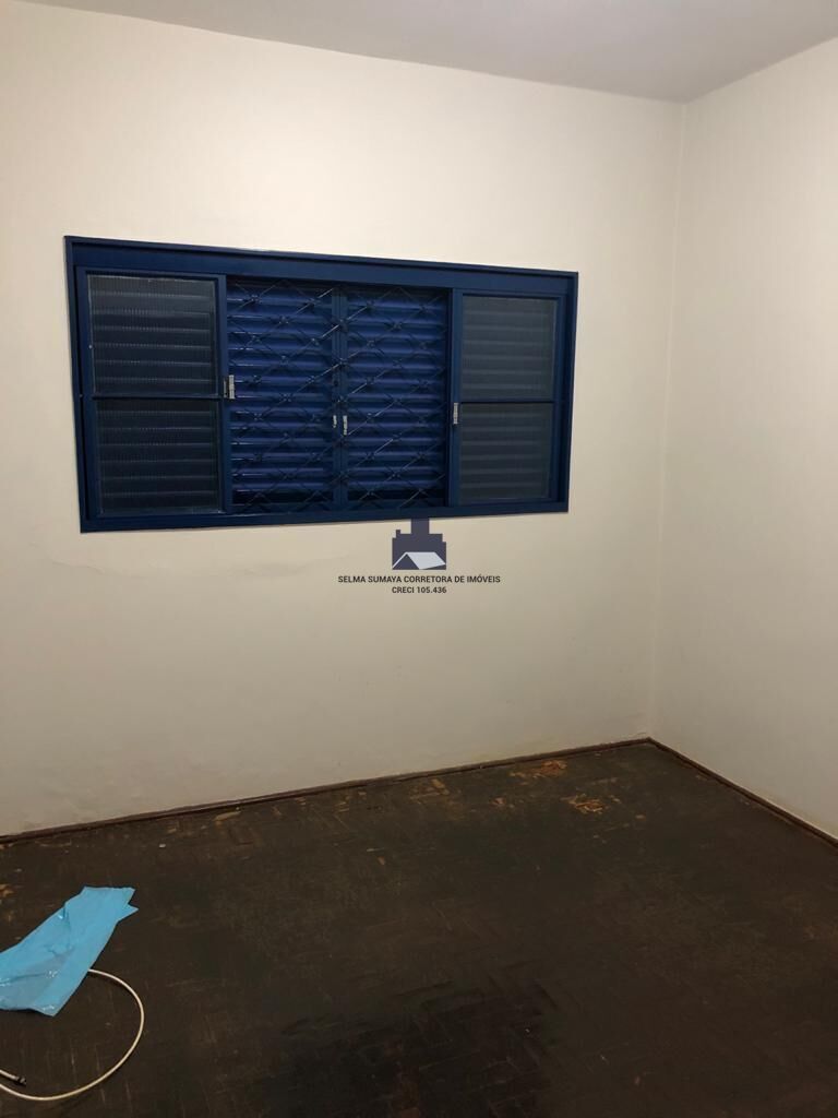 Casa com 3 quartos à venda, 220m² — foto 12 de 19