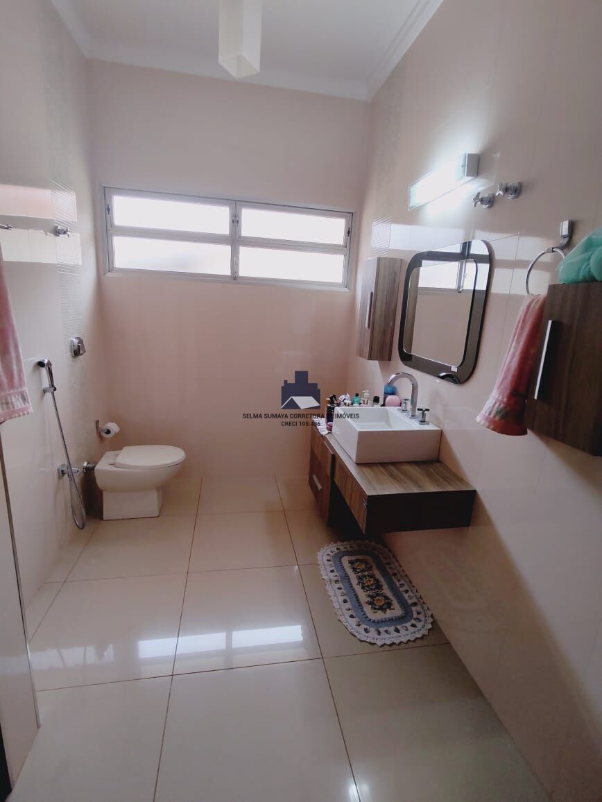 Casa com 3 quartos à venda, 354m² — foto 27 de 28