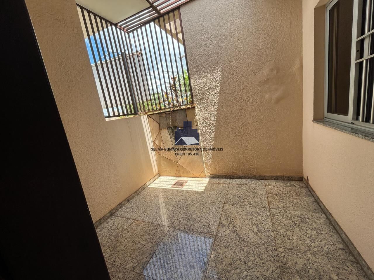Casa com 3 quartos à venda, 354m² — foto 28 de 28