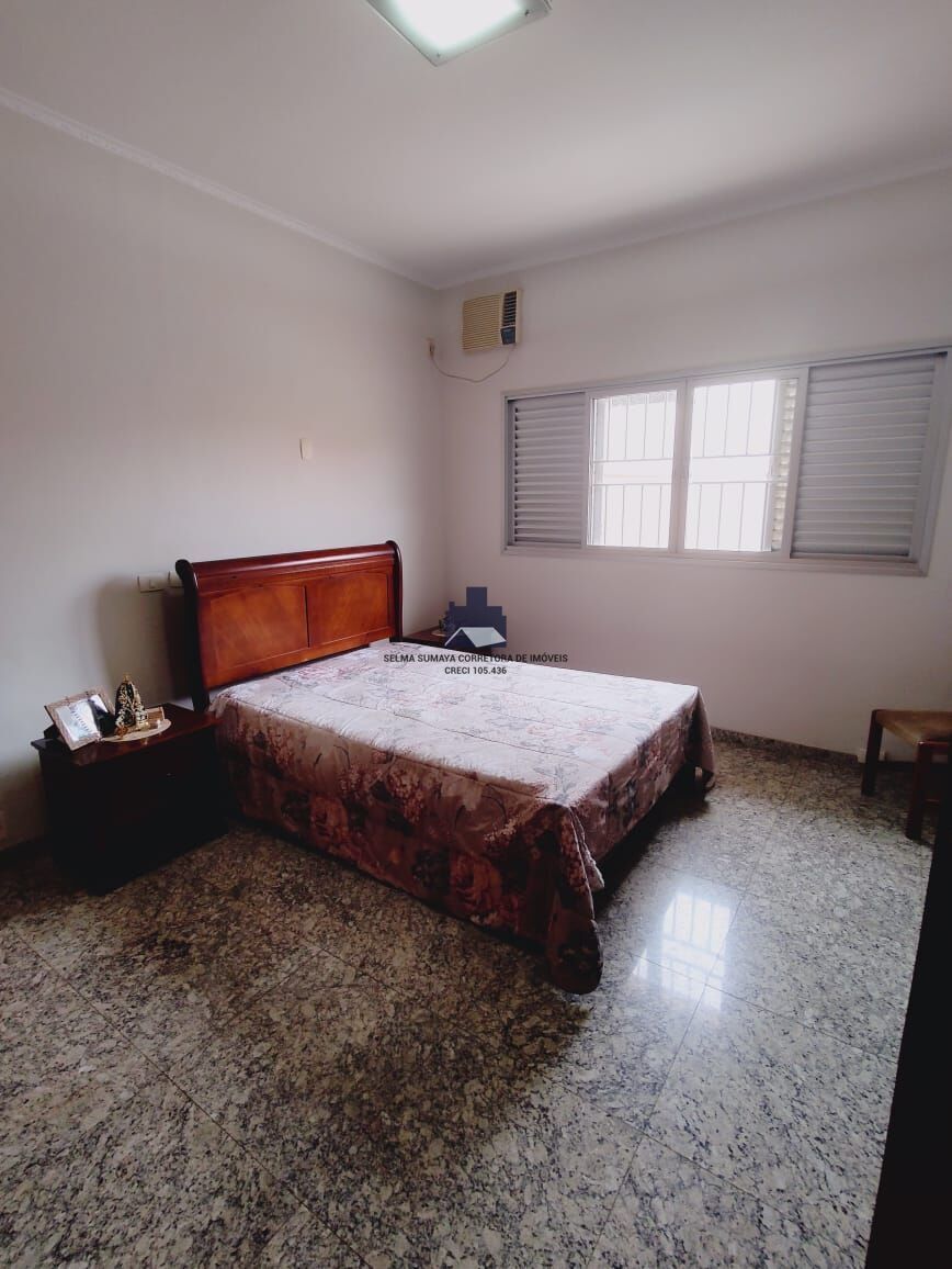 Casa com 3 quartos à venda, 354m² — foto 24 de 28