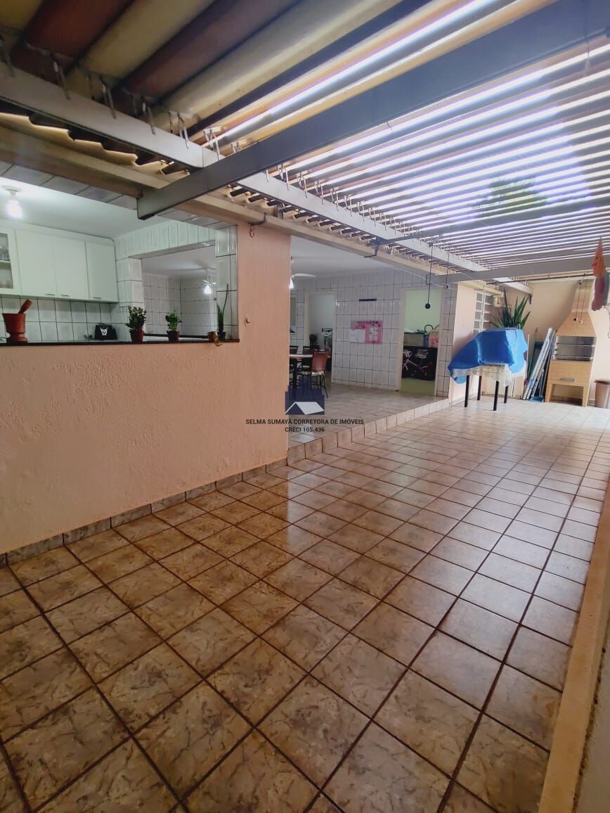 Casa com 3 quartos à venda, 354m² — foto 22 de 28