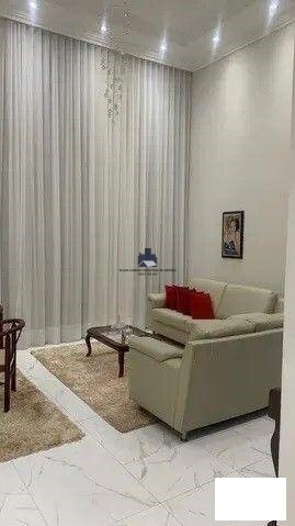 Casa com 3 quartos à venda, 225m² — foto 15 de 16