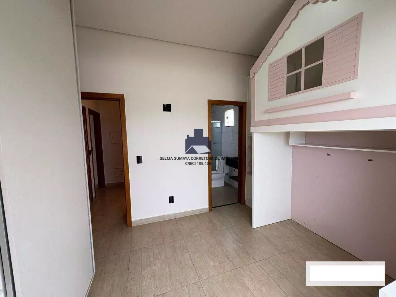 Casa com 3 quartos à venda, 180m² — foto 5 de 17