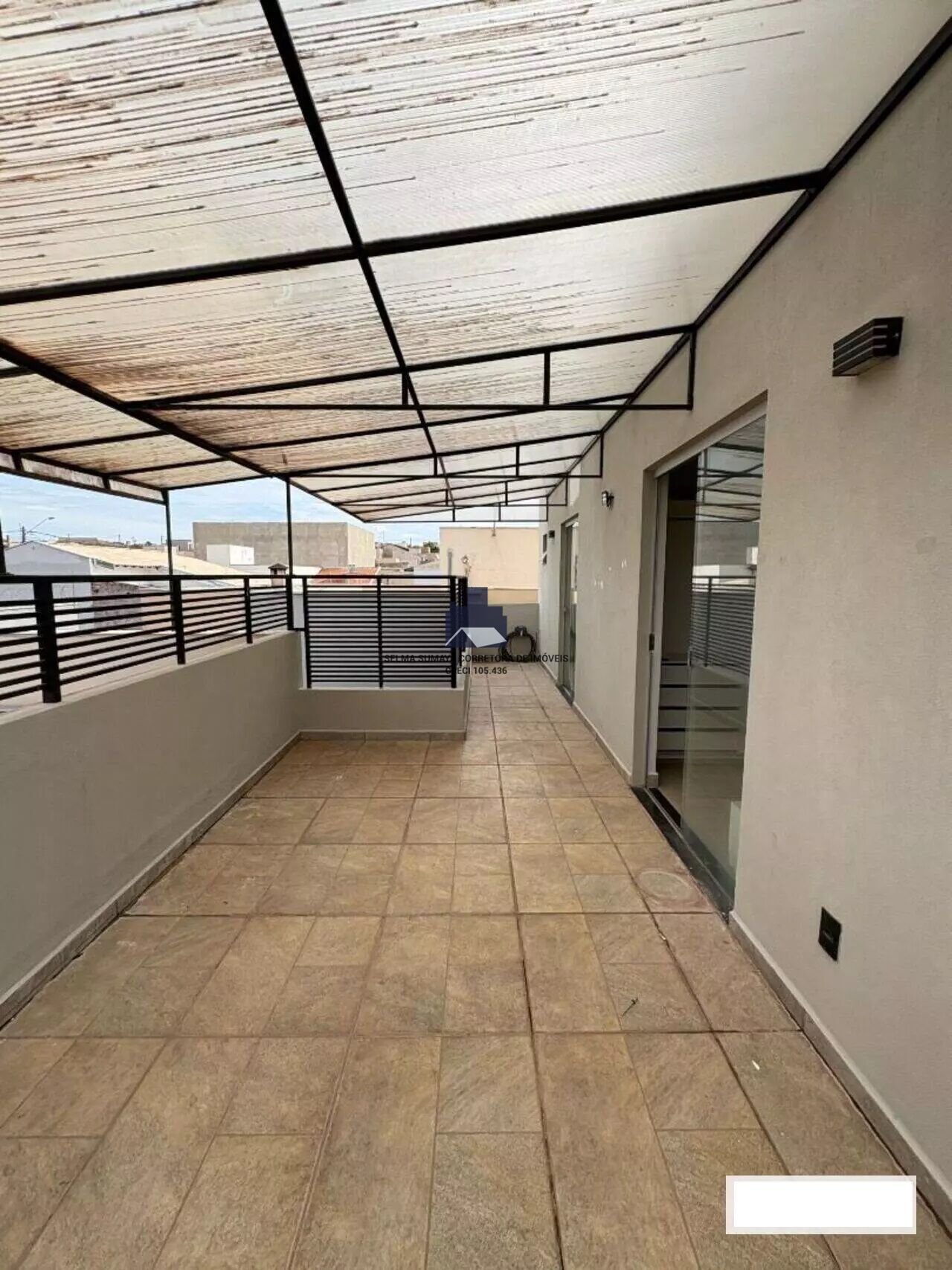Casa com 3 quartos à venda, 180m² — foto 15 de 17