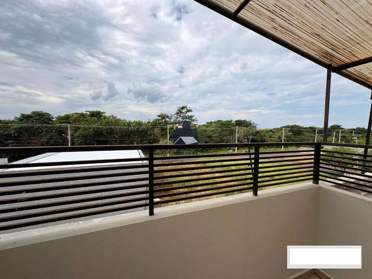 Casa com 3 quartos à venda, 180m² — foto 16 de 17