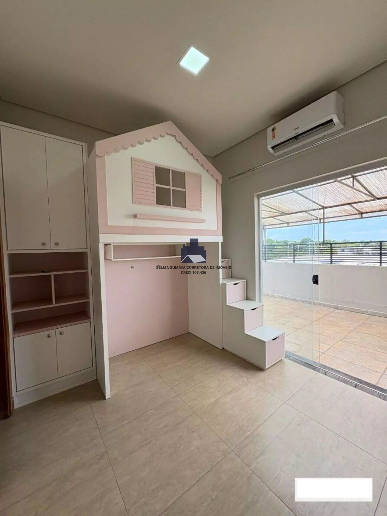 Casa com 3 quartos à venda, 180m² — foto 4 de 17