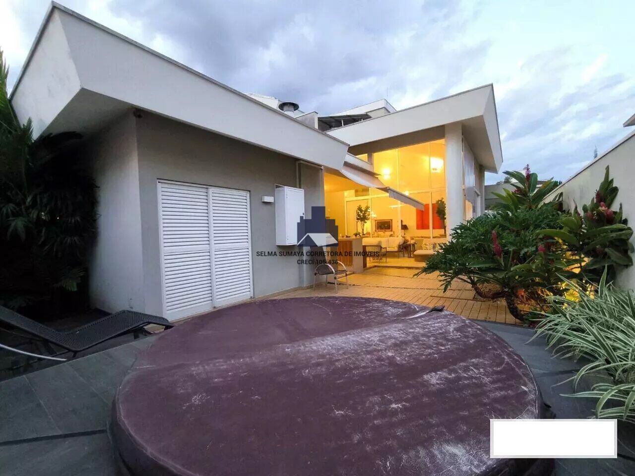 Casa de Condomínio com 4 quartos à venda, 493m² — foto 23 de 28