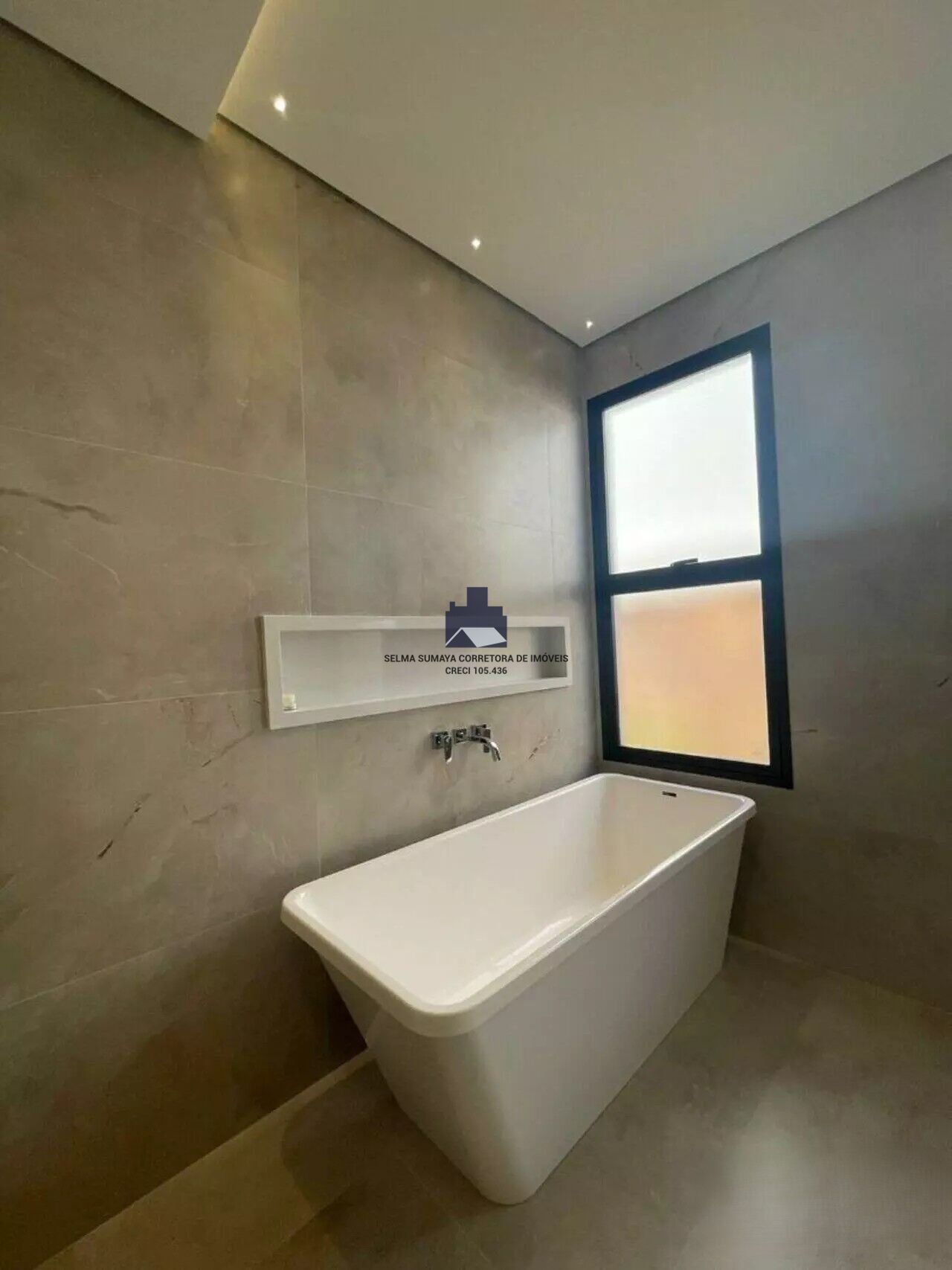 Casa de Condomínio com 4 quartos à venda, 374m² — foto 9 de 17