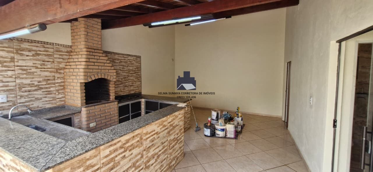 Casa com 3 quartos à venda, 180m² — foto 9 de 10