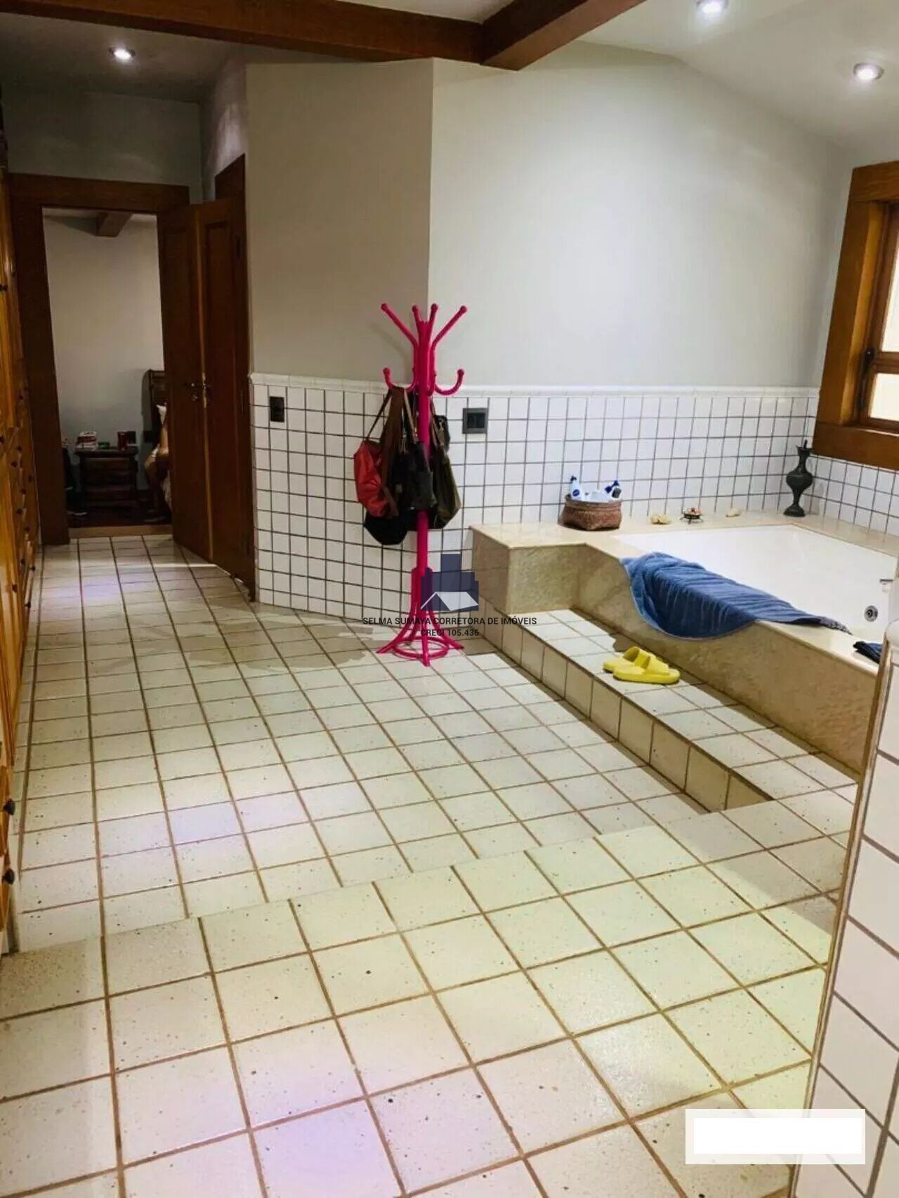 Sobrado com 4 quartos à venda, 550m² — foto 13 de 32