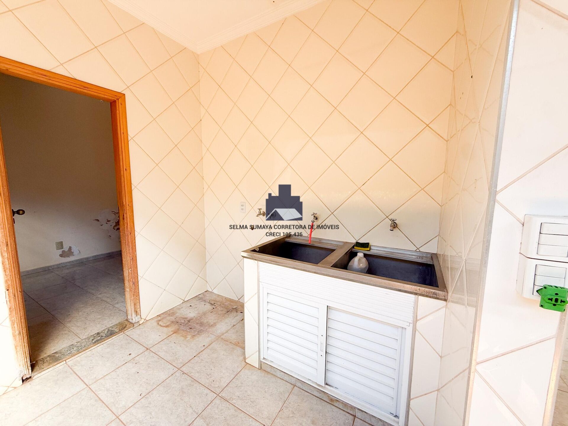 Casa de Condomínio com 3 quartos à venda, 320m² — foto 16 de 28