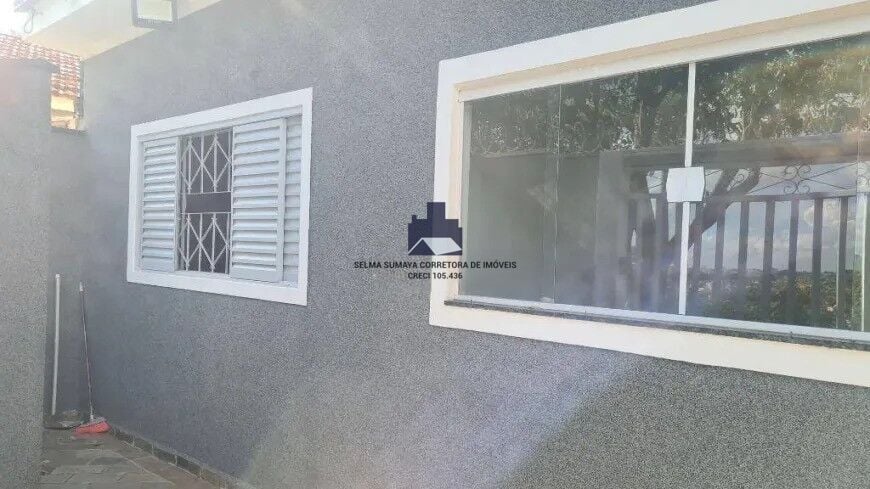 Casa com 3 quartos à venda, 185m² — foto 4 de 15