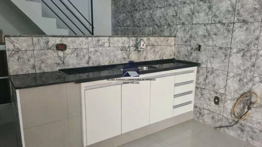 Casa com 3 quartos à venda, 185m² — foto 10 de 15