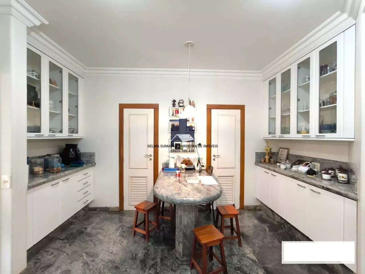 Casa de Condomínio com 3 quartos à venda, 360m² — foto 11 de 27