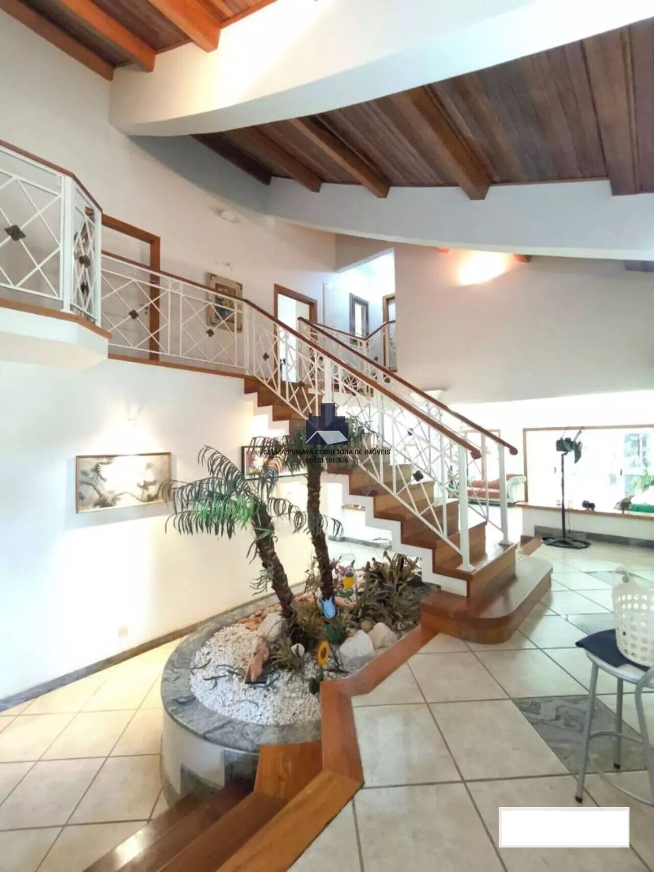 Casa de Condomínio com 3 quartos à venda, 360m² — foto 13 de 27