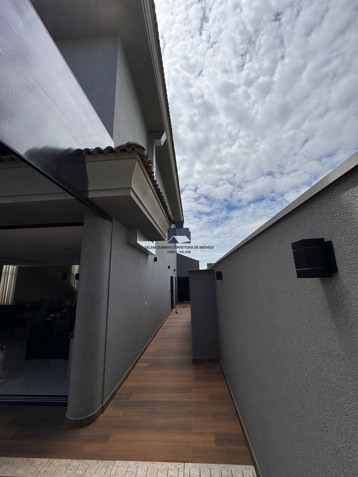 Casa de Condomínio com 3 quartos à venda, 330m² — foto 22 de 23
