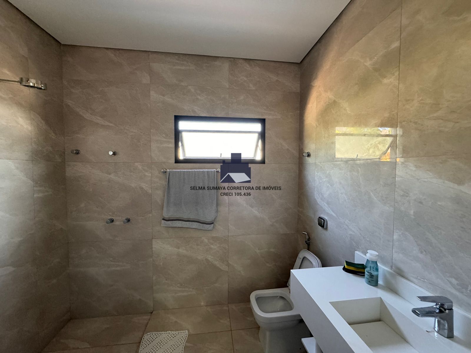 Casa de Condomínio com 3 quartos à venda, 330m² — foto 14 de 23