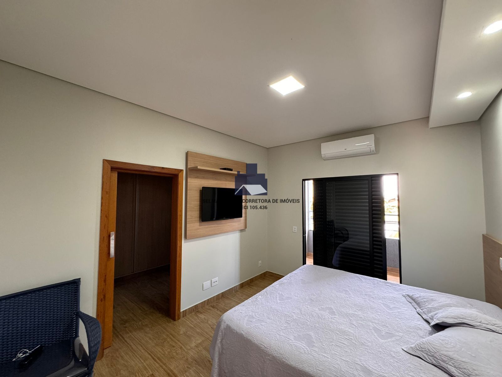 Casa de Condomínio com 3 quartos à venda, 330m² — foto 12 de 23