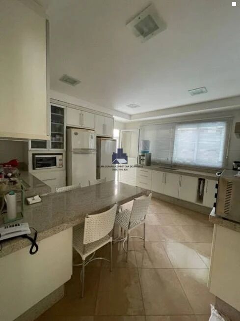 Casa de Condomínio com 4 quartos à venda, 370m² — foto 13 de 29