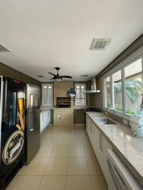 Casa de Condomínio com 4 quartos à venda, 370m² — foto 18 de 29