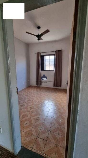 Casa com 4 quartos à venda, 180m² — foto 4 de 15