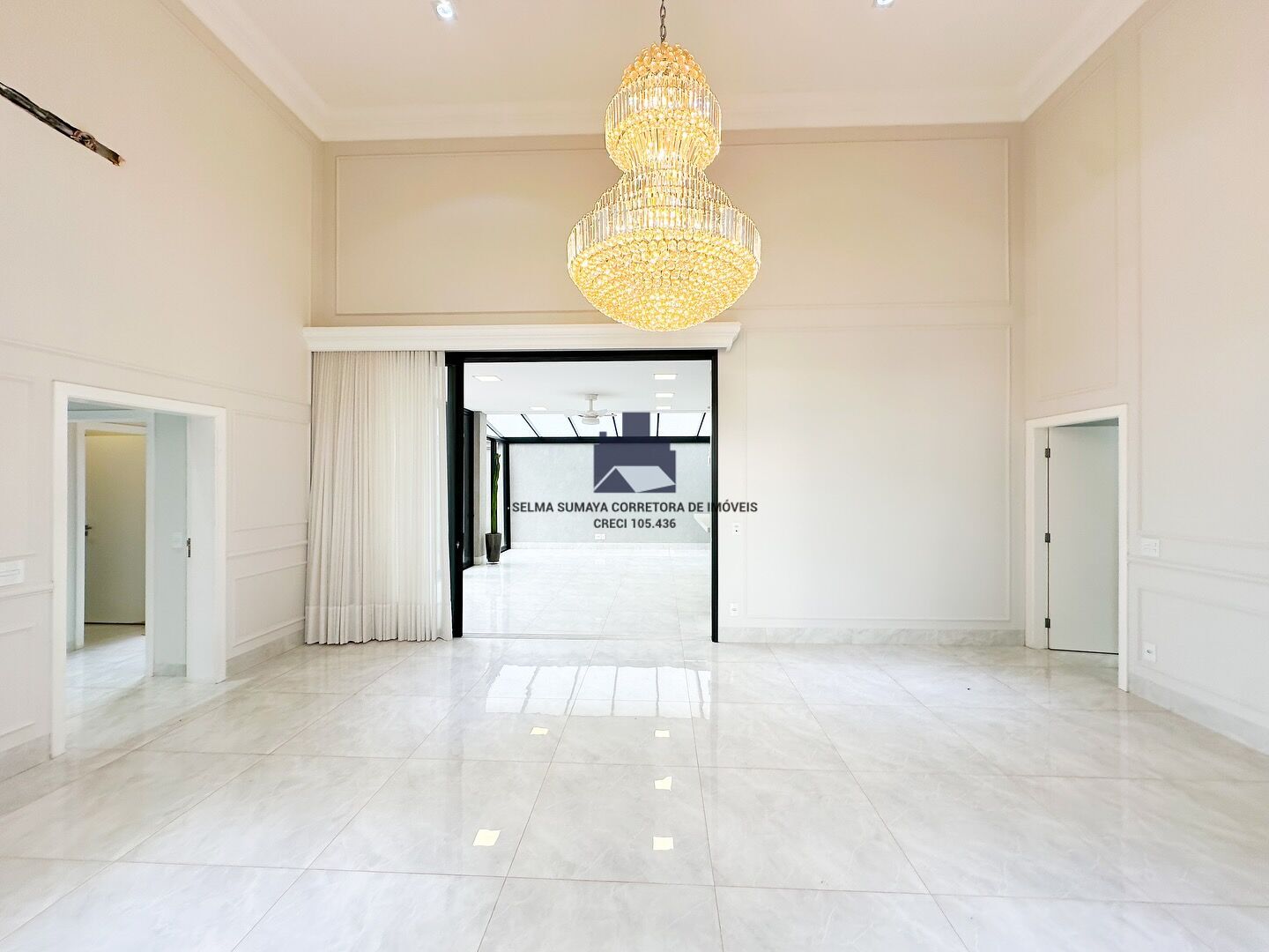 Casa de Condomínio com 4 quartos à venda, 300m² — foto 9 de 18