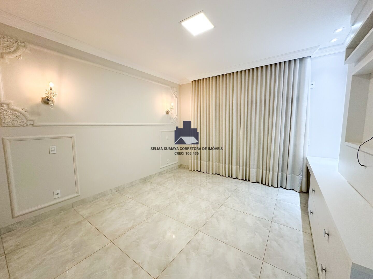 Casa de Condomínio com 4 quartos à venda, 300m² — foto 16 de 18