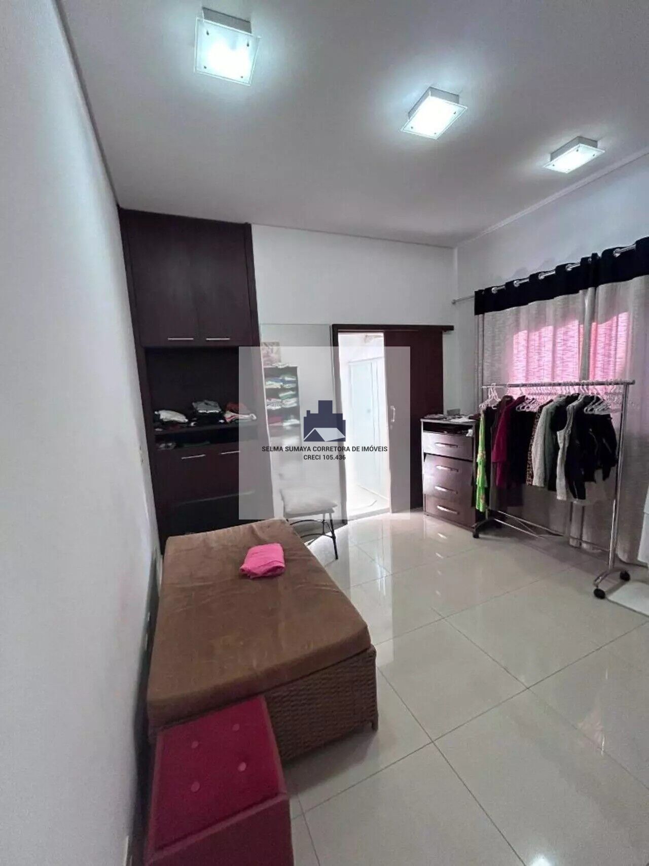 Casa de Condomínio com 4 quartos à venda, 300m² — foto 11 de 18