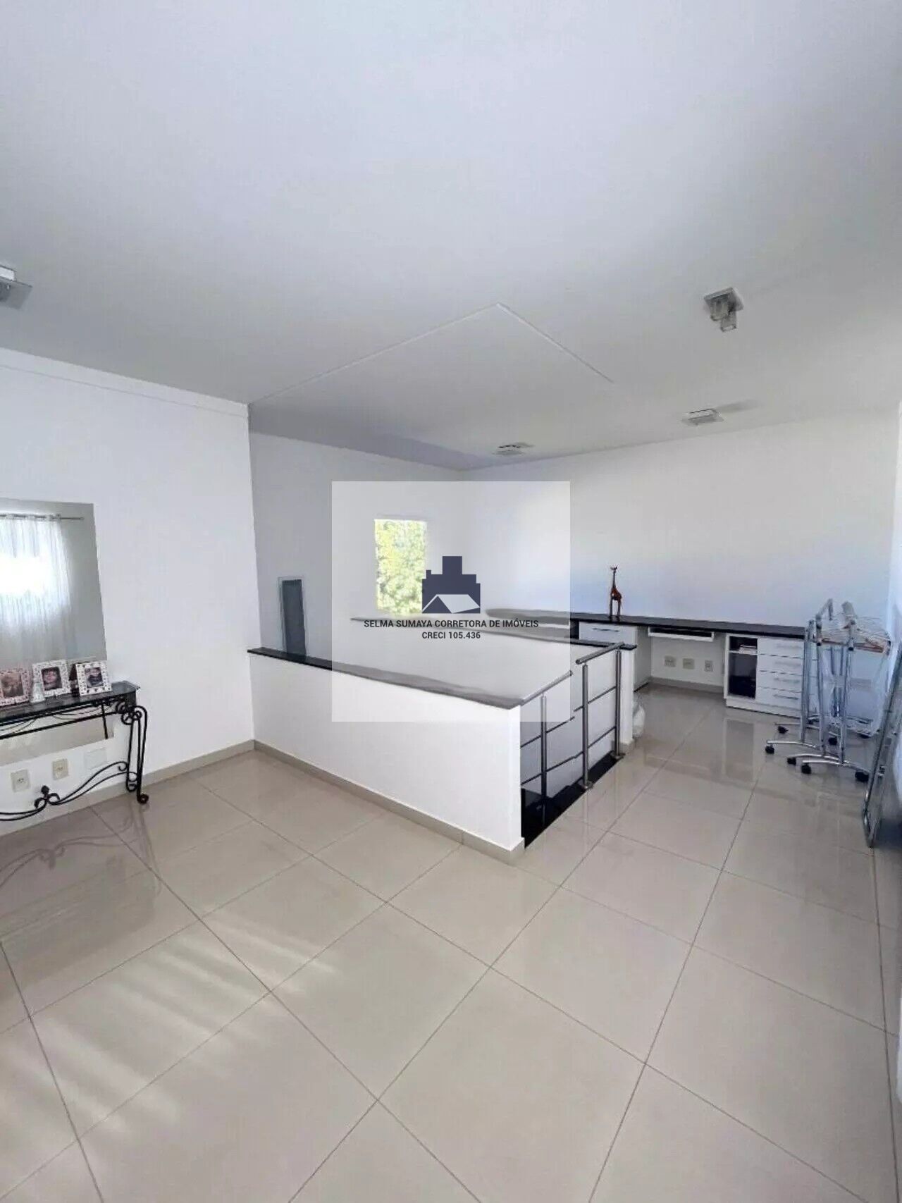 Casa de Condomínio com 4 quartos à venda, 300m² — foto 17 de 18