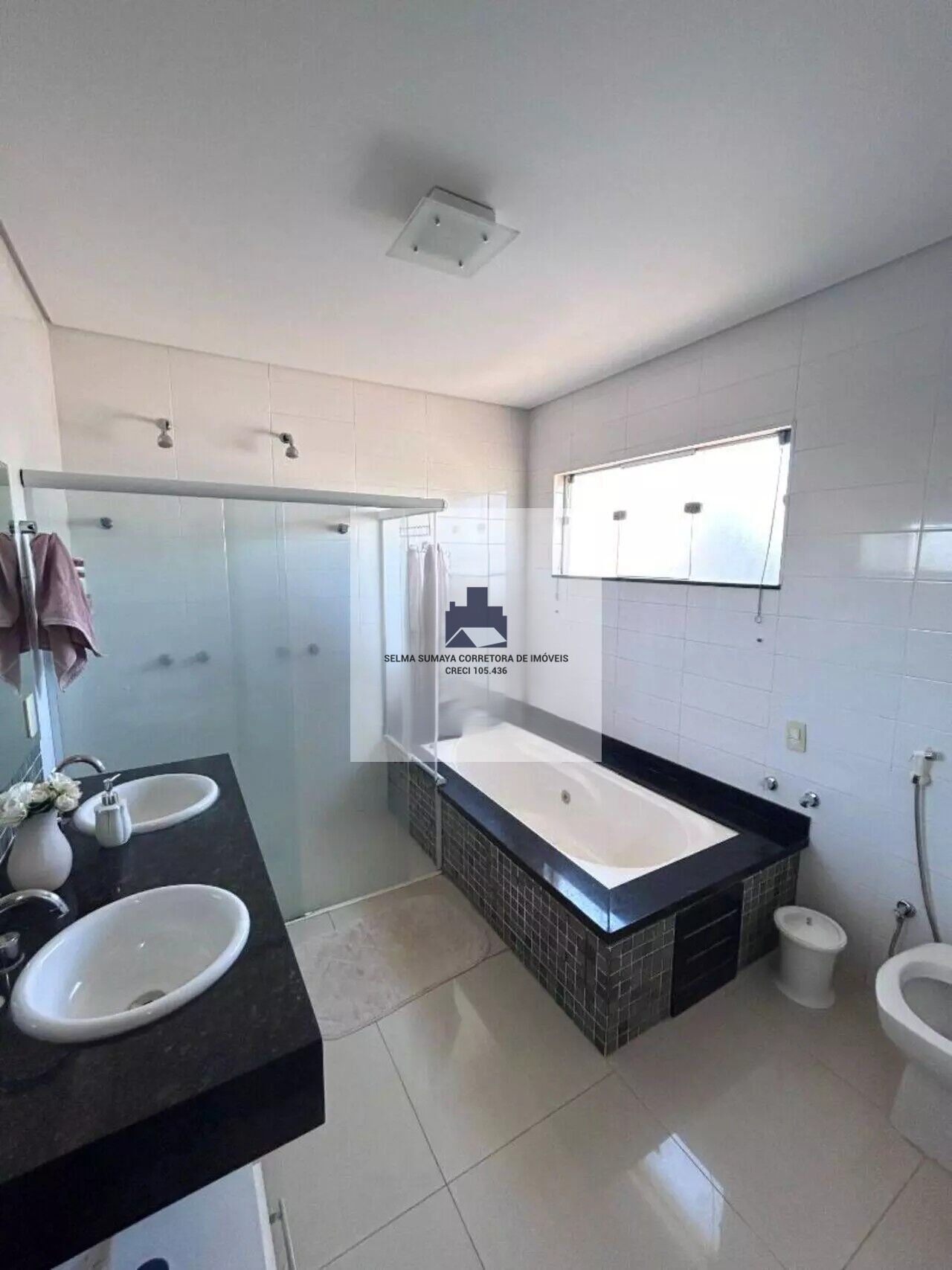 Casa de Condomínio com 4 quartos à venda, 300m² — foto 6 de 18