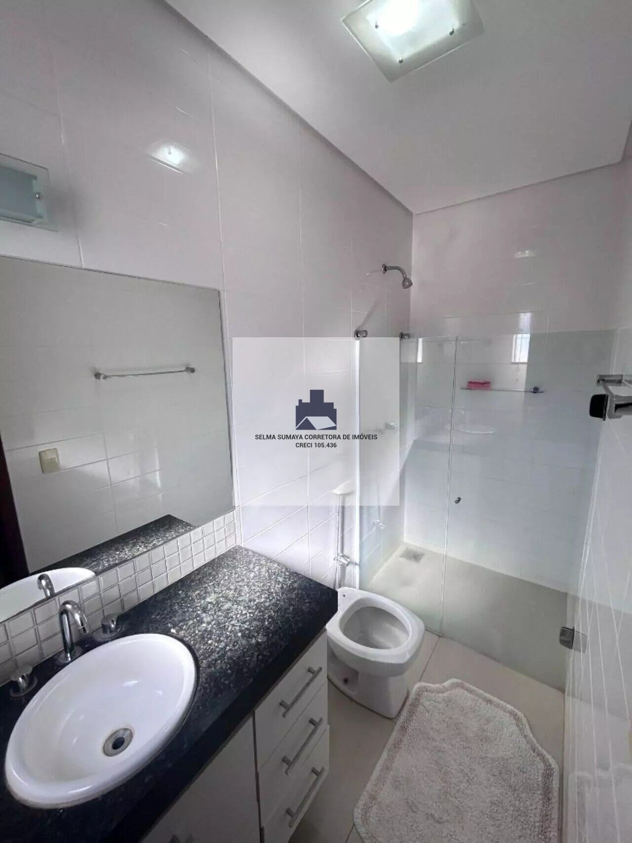Casa de Condomínio com 4 quartos à venda, 300m² — foto 16 de 18