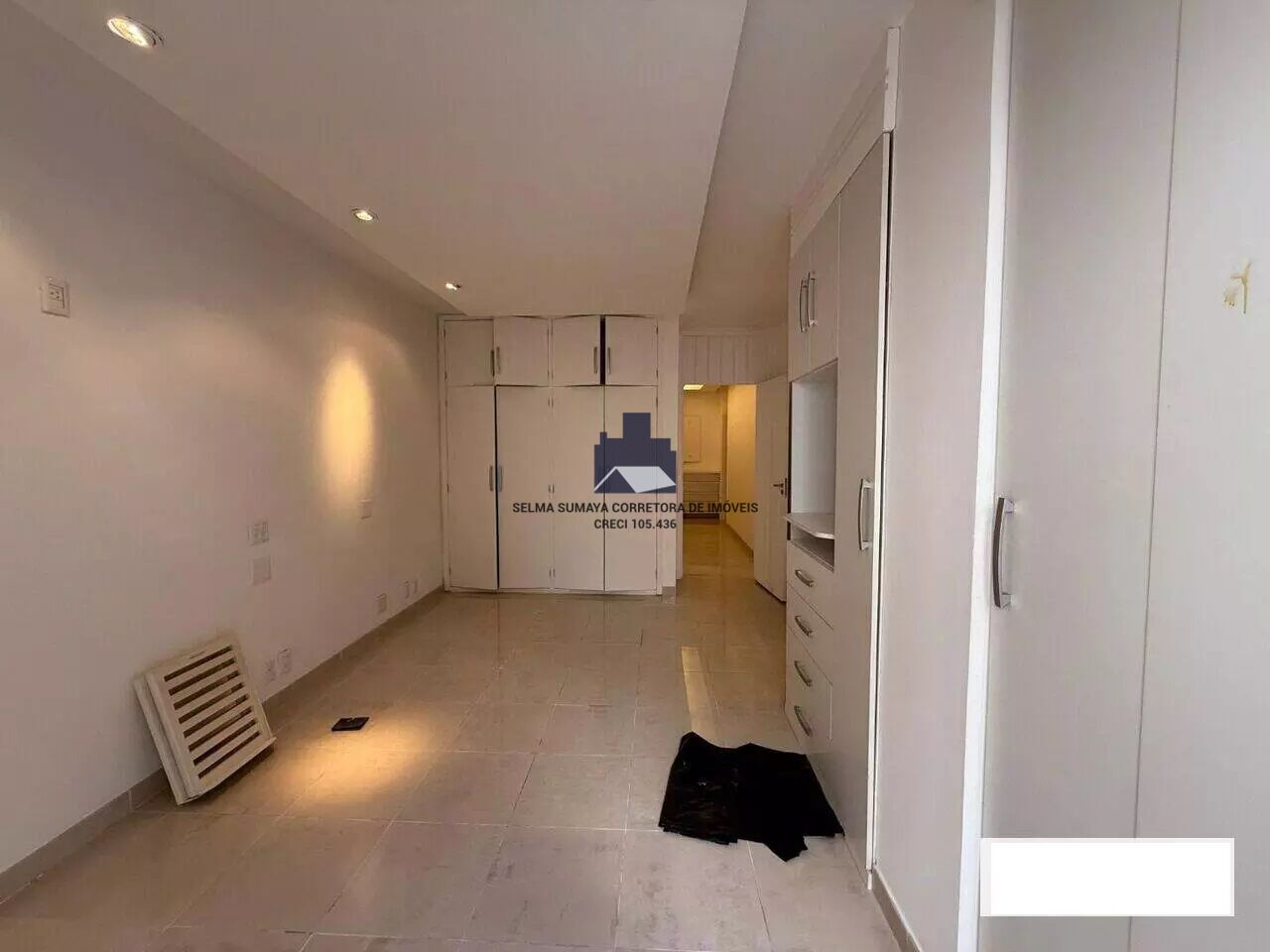 Casa de Condomínio com 4 quartos à venda, 430m² — foto 10 de 25