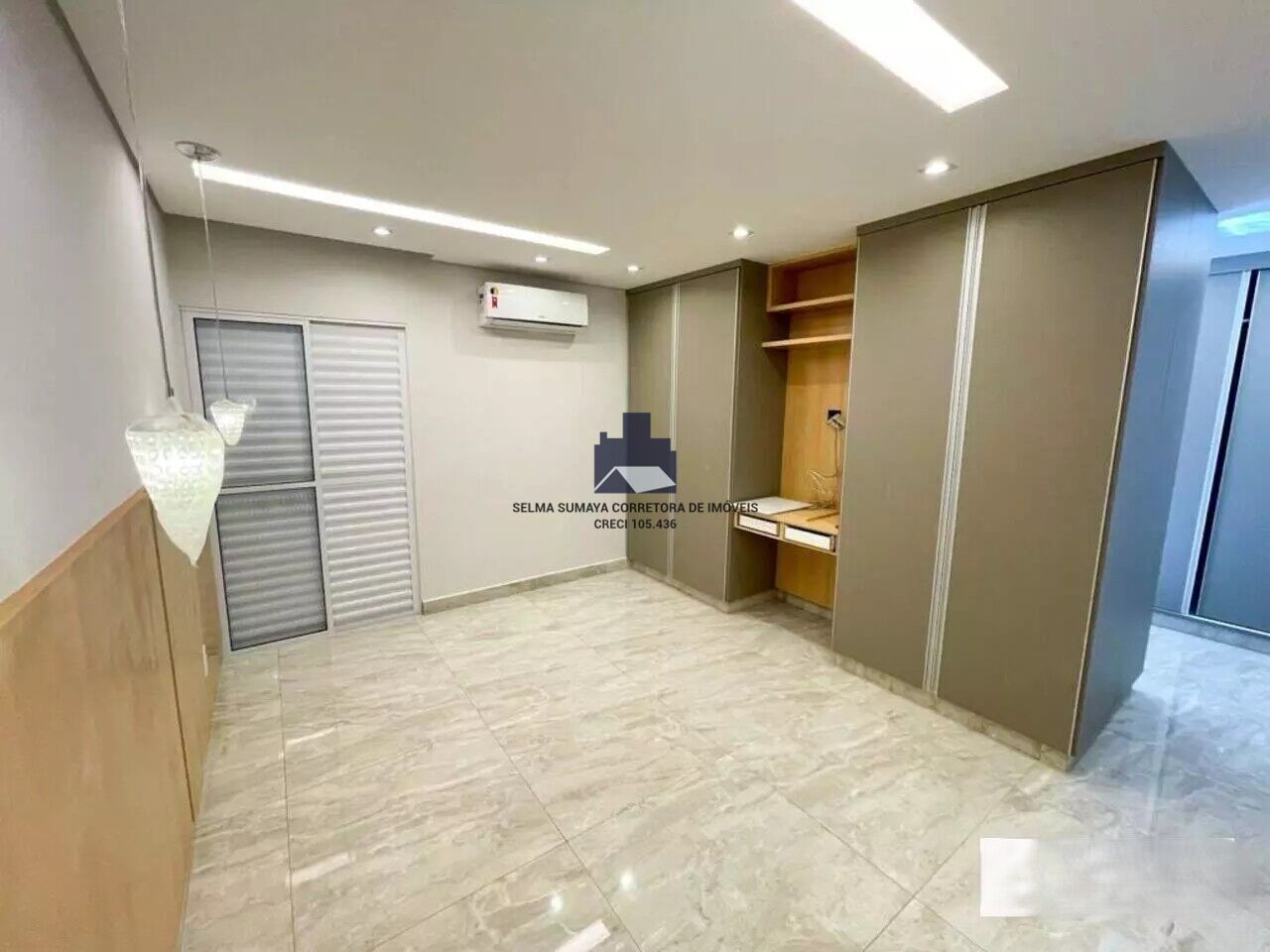 Casa de Condomínio com 3 quartos à venda, 225m² — foto 14 de 23