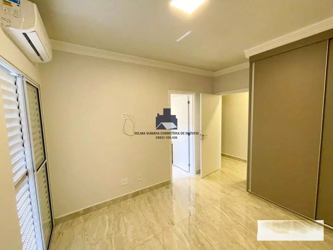 Casa de Condomínio com 3 quartos à venda, 225m² — foto 10 de 23